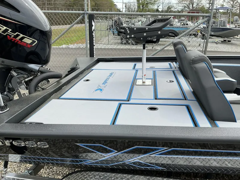 Slide: The Image of 2025 Xpress Hyper-Lift Crappie Series H20 boat with Yamaha VMAX engine, detailed interior view. - 10
