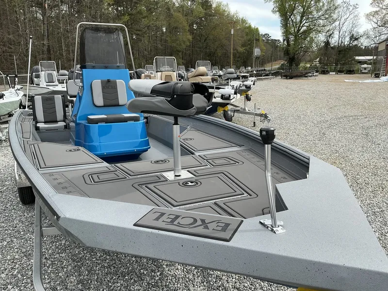 Slide: The Image of Excel 220 Bay Pro Elite 2025 - 3