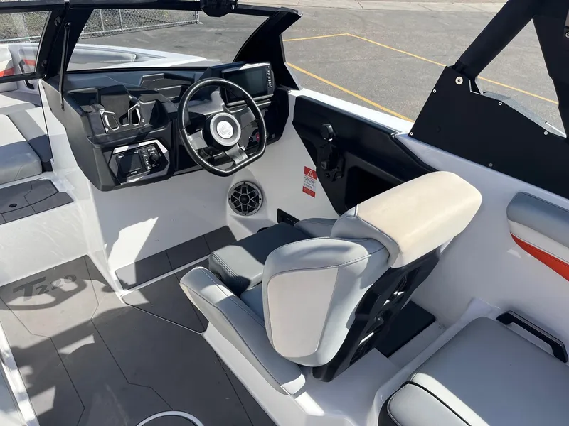 Slide: The Image of Axis Wake Research T220 2022 - 28