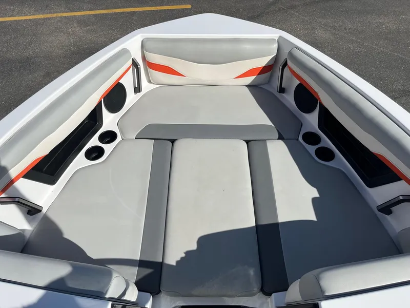 Slide: The Image of Axis Wake Research T220 2022 - 32