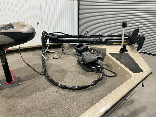 Slide: The Image of Fishing boat deck with trolling motor, G3 170 model, 2011. - 12