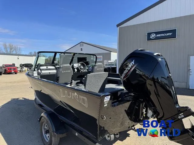 Slide: The Image of 2023 Lund 1675 Adventure Sport boat with Mercury engine at Boat World dealership. - 32