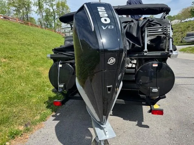 Slide: The Image of Regency 230 LE3 Sport 2025 - 62