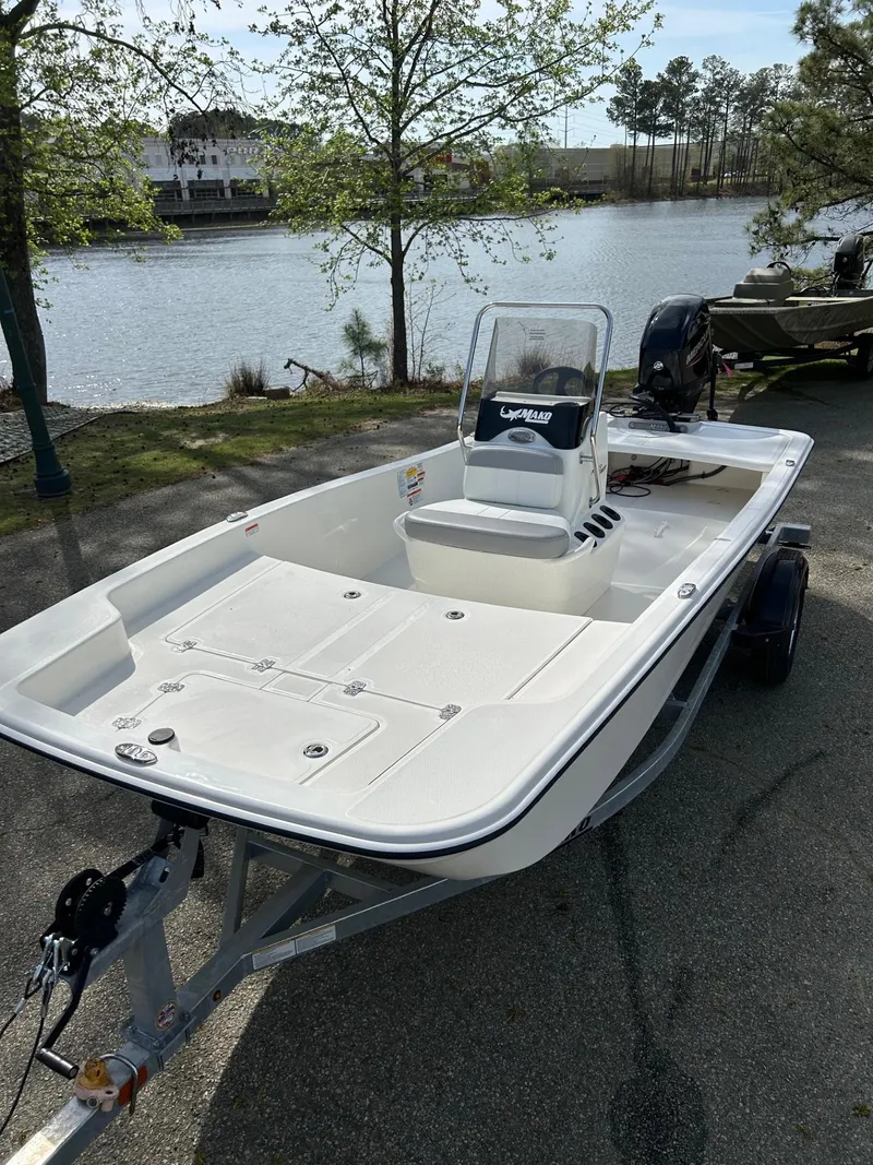 Slide: The Image of Mako Pro Skiff 15 CC 2025 - 55