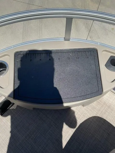 Slide: The Image of Sun Tracker Bass Buggy 18 DLX 2025 - 95