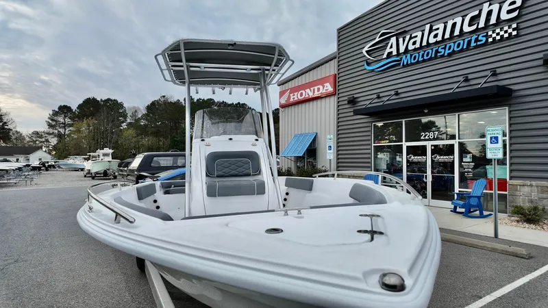 Slide: The Image of 2025 ALK2 Powerboats 22CRX displayed at Avalanche Motorsports dealership. - 5