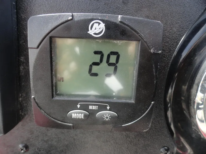 Slide: The Image of Digital speedometer displaying 29 mph on a Nitro Z17 boat, 2018 model. - 10
