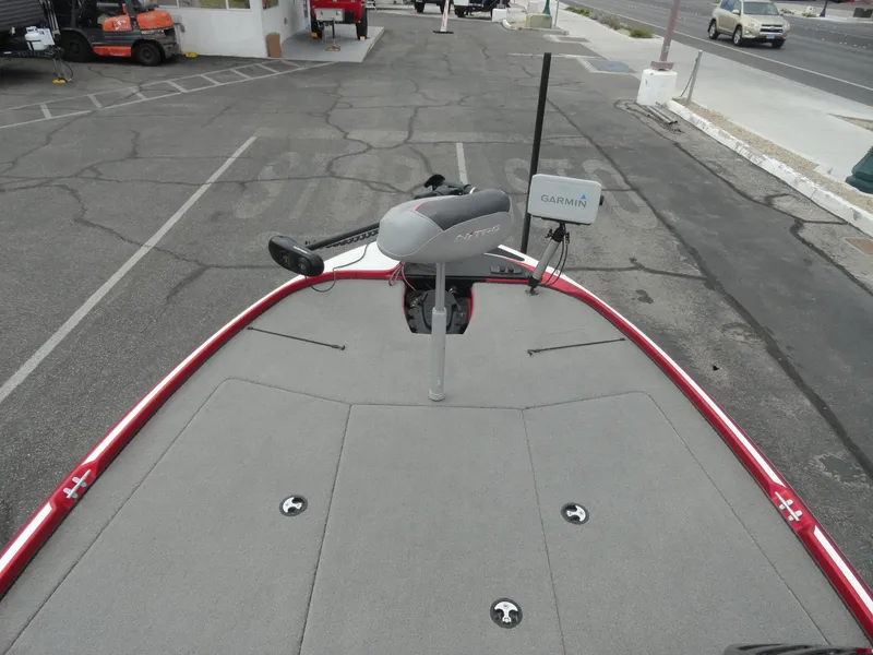 Slide: The Image of 2018 Nitro Z17 boat deck with Garmin equipment, parked on asphalt. - 15