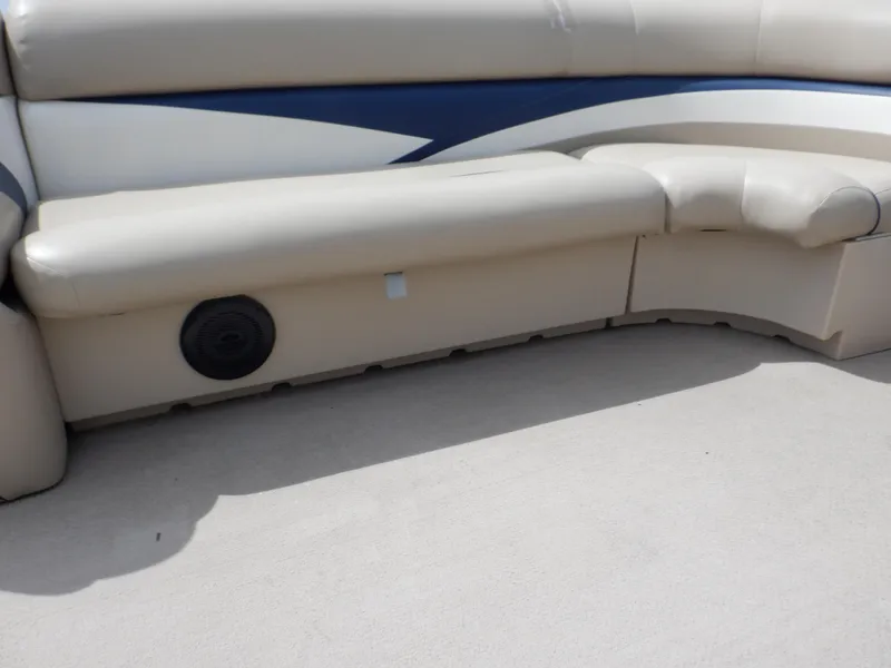 Slide: The Image of 2013 Harris FloteBote Cruiser 240 beige seating with speaker detail. - 46