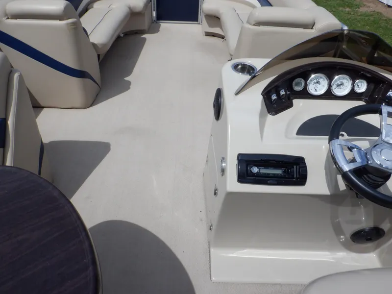 Slide: The Image of Harris Cruiser 240 2013 - 54