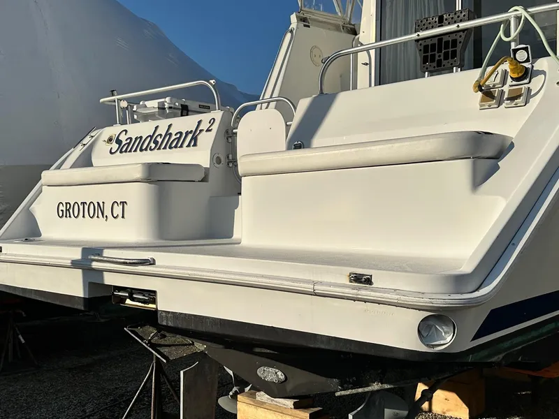 Slide: The Image of 1996 Mainship 40 Sedan Bridge boat named "Sandshark" in Groton, CT. - 36