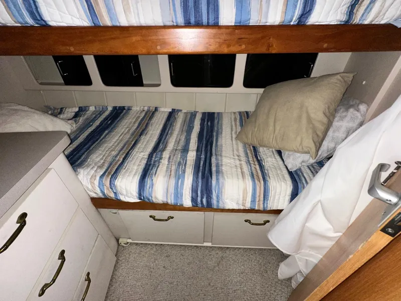 Slide: The Image of Mainship 40 Sedan Bridge 1996 - 63