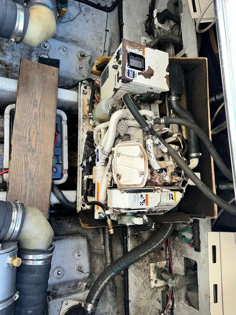 Slide: The Image of Mainship 40 Sedan Bridge 1996 - 67