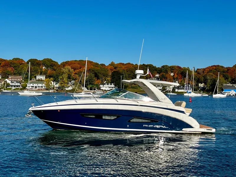 Slide: The Image of Regal 33 Express 2018 - 53