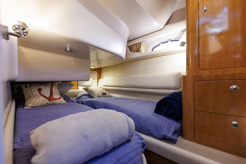 Slide: The Image of Regal Commodore 3880 2003 - 51