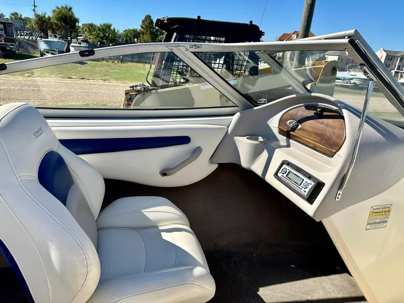 Slide: The Image of Stingray RX 180 2004 - 9