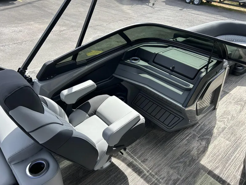 Slide: The Image of 2025 Avalon 2585 Catalina Quad Lounger with shift windshield, featuring sleek seating and modern design. - 11
