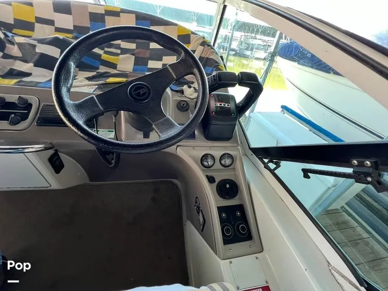 Slide: The Image of 1997 Carver 310 Express for sale in Bloomington, IN - 11