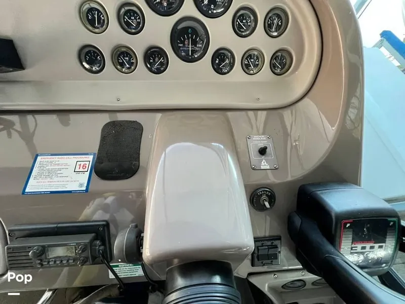 Slide: The Image of 1997 Carver 310 Express for sale in Bloomington, IN - 17