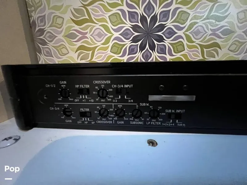 Slide: The Image of 1997 Carver 310 Express for sale in Bloomington, IN - 67