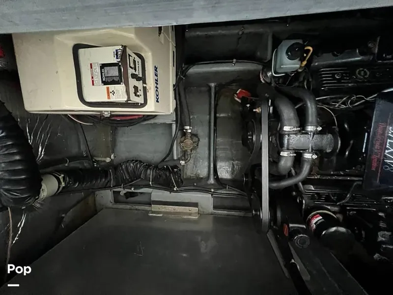 Slide: The Image of 1997 Carver 310 Express for sale in Bloomington, IN - 74