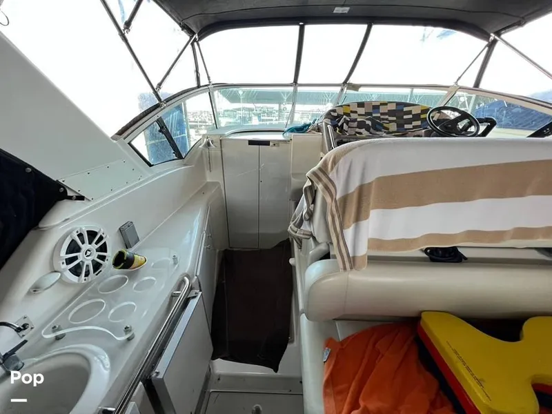 Slide: The Image of 1997 Carver 310 Express for sale in Bloomington, IN - 9