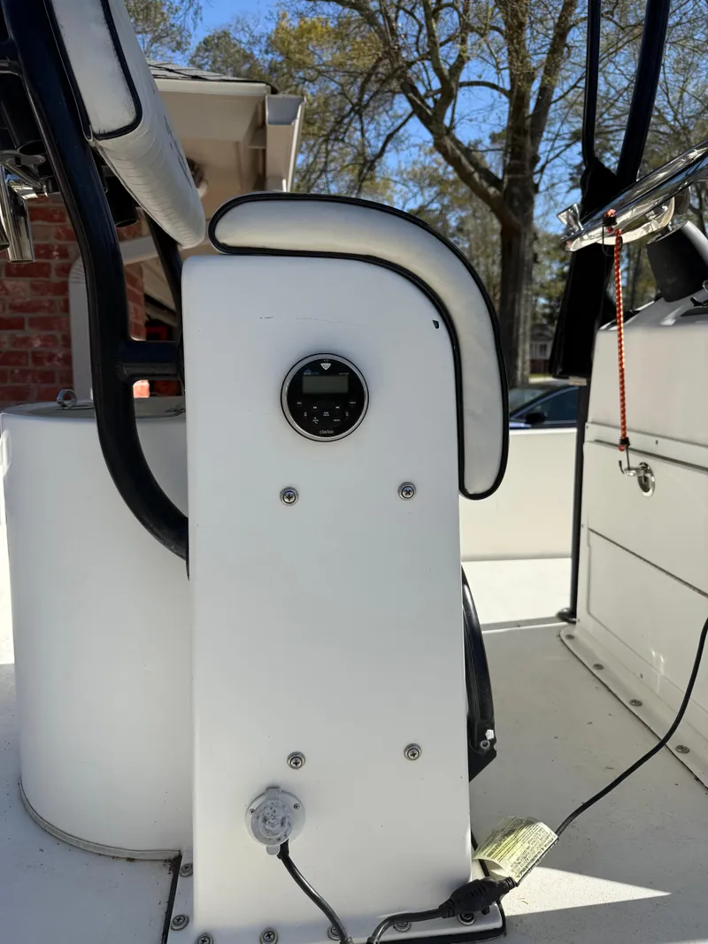 Slide: The Image of Piranha Casador B2200 2018 - 4