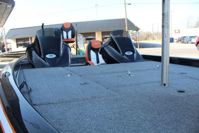 Slide: The Image of 2018 Phoenix 721 ProXP boat with spacious deck and comfortable seating. - 14