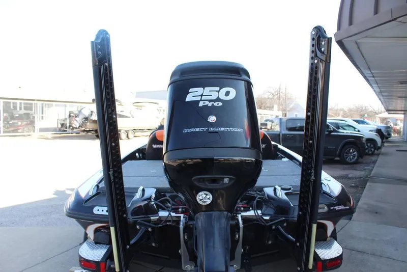 Slide: The Image of 2018 Phoenix 721 ProXP boat with 250 Pro engine, rear view. - 6