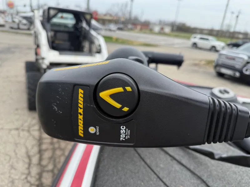 Slide: The Image of Close-up of a Minn Kota Maxxum trolling motor on a 2015 Nitro Z Series Z-7 boat. - 13