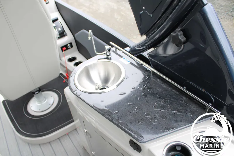 Slide: The Image of Starcraft RX 25 DL 2025 - 10