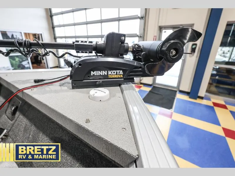 Slide: The Image of Minn Kota Terrova motor on 2020 Pro Angler XL 182 XL boat at Bretz RV & Marine. - 21