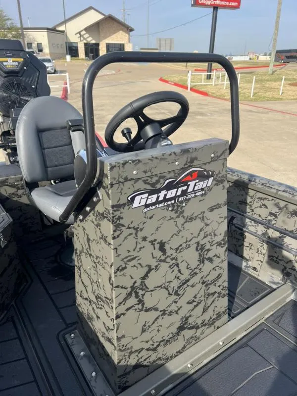 Slide: The Image of Gator-Tail 18/60 Extreme Series 2025 - 12