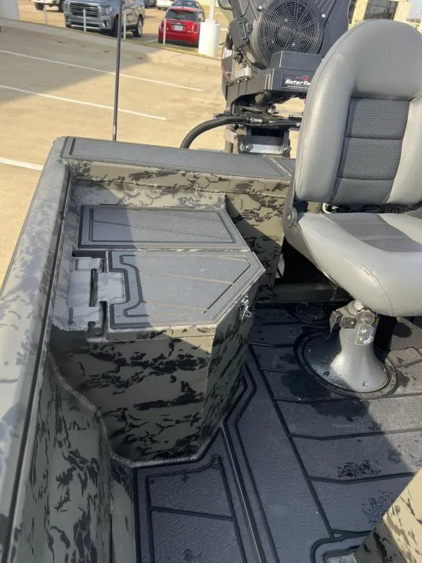 Slide: The Image of Gator-Tail 18/60 Extreme Series 2025 - 13