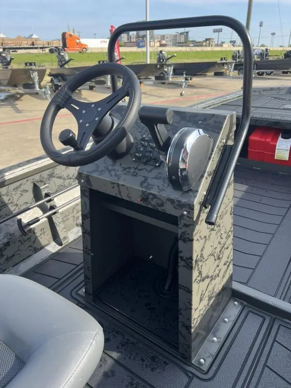 Slide: The Image of Gator-Tail 18/60 Extreme Series 2025 - 15