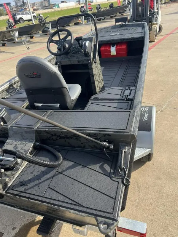 Slide: The Image of Gator-Tail 18/60 Extreme Series 2025 - 16