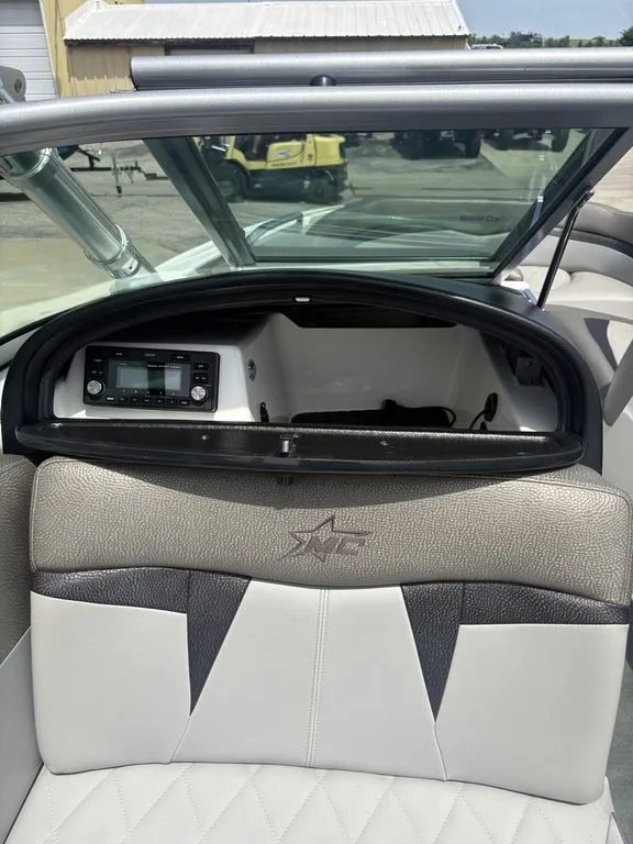Slide: The Image of MasterCraft X-Star 2009 - 15