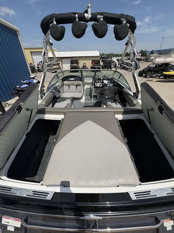 Slide: The Image of MasterCraft X-Star 2009 - 7