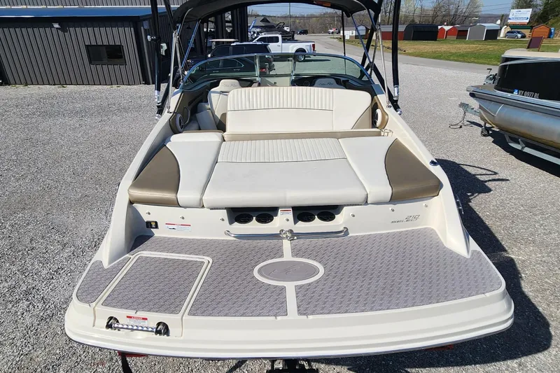 Slide: The Image of 2007 Sea Ray 210 Select boat with spacious seating and sleek design. - 6
