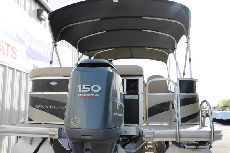 Slide: The Image of 2010 Bennington 2275 GLI pontoon boat with 150 horsepower four-stroke engine. - 4