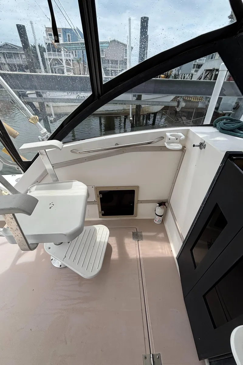 Slide: The Image of Albemarle 275 Express 1996 - 10