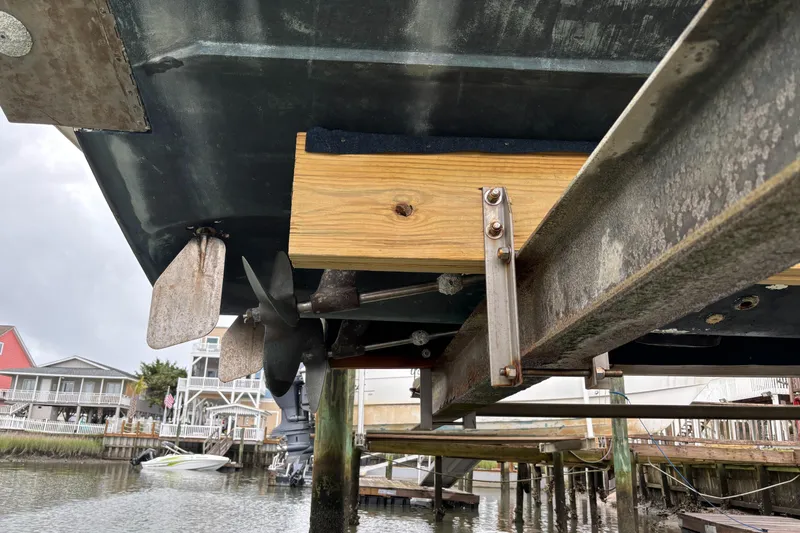 Slide: The Image of Albemarle 275 Express 1996 - 2