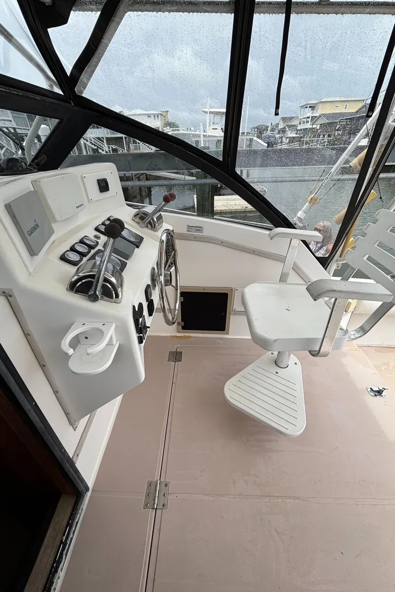 Slide: The Image of Albemarle 275 Express 1996 - 9