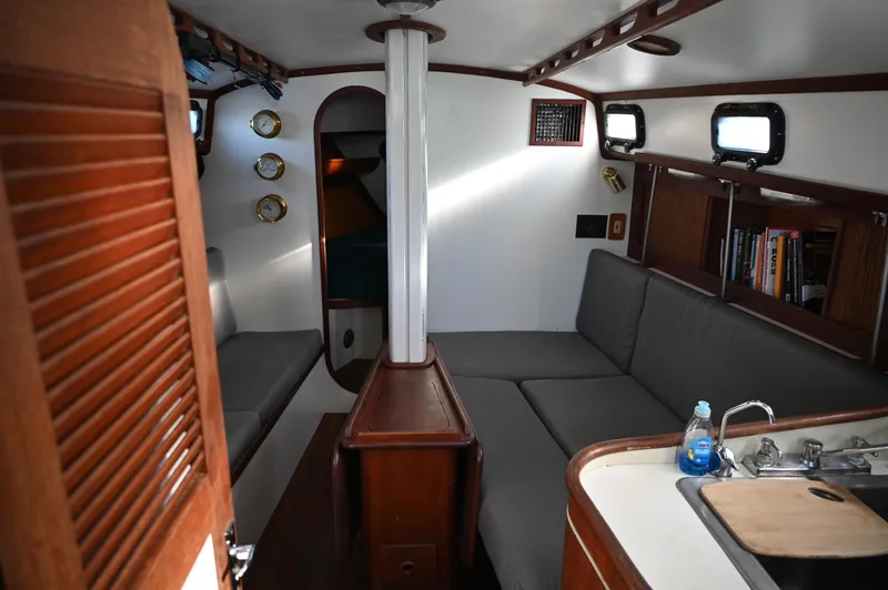 Slide: The Image of Southern Cross 39 1984 - 52