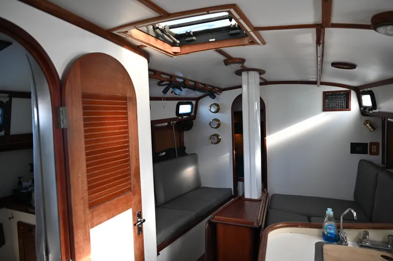 Slide: The Image of Southern Cross 39 1984 - 54