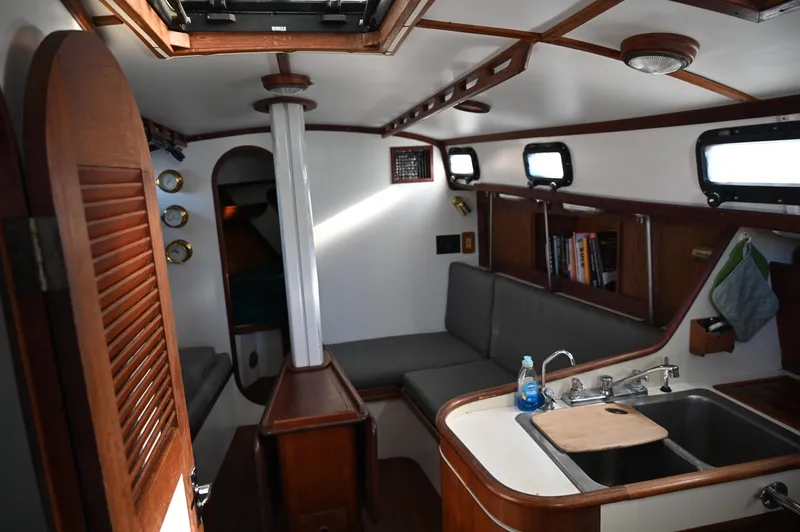 Slide: The Image of Southern Cross 39 1984 - 55