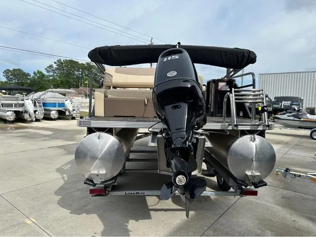 Slide: The Image of Crest CLASSIC DLX 220 SLS W/115HP 2023 - 18