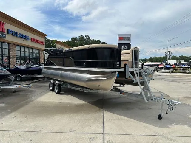 Slide: The Image of Crest CLASSIC DLX 220 SLS W/115HP 2023 - 7