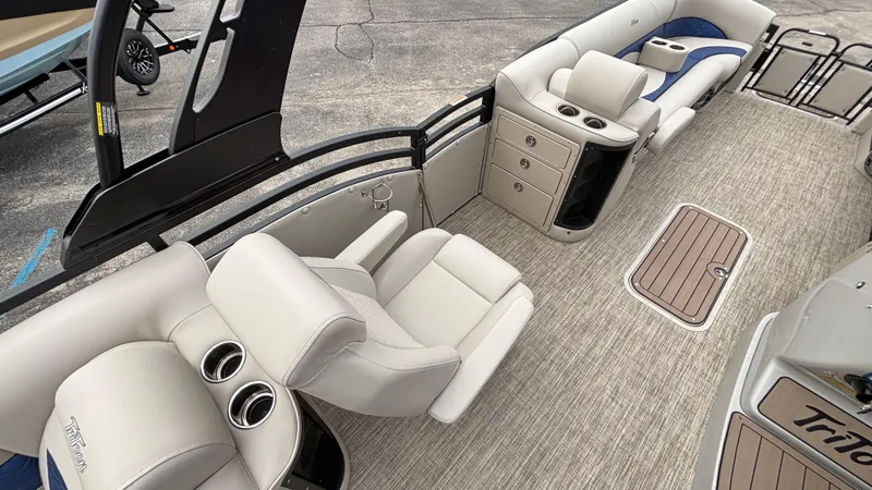 Slide: The Image of 2025 JC Neptoon 25TT Sport boat interior with luxurious seating and modern design. - 21