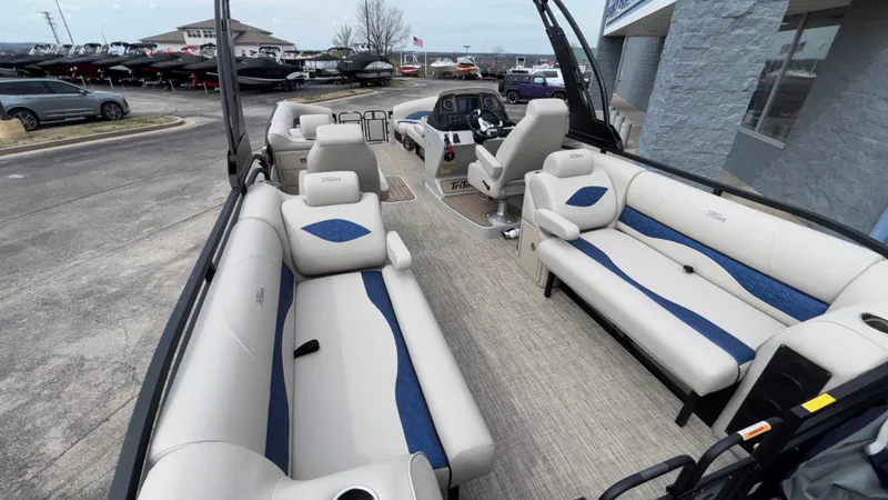 Slide: The Image of 2025 JC Neptoon 25TT Sport pontoon boat with spacious seating and modern design. - 46